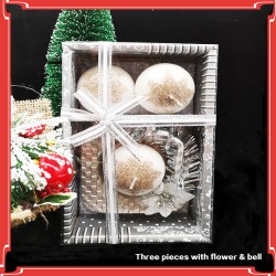 3 Piece Christmas Glitter Candle Set With Flower 3 Piece Christmas Glitter Candle Set With Flower