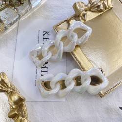 2 Pieces Fashion Acrylic Chain Shape Hair Clip 2 Pieces Fashion Acrylic Chain Shape Hair Clip